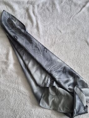 Salvatore Ferragamo Gray and Black Feather-Print Silk Scarf